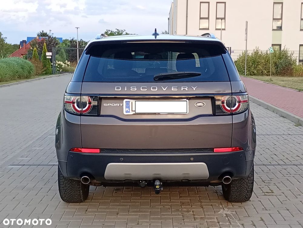 Land Rover Discovery Sport - 8
