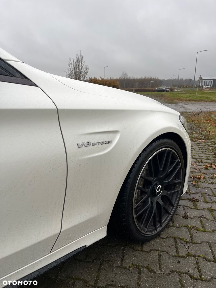 Mercedes-Benz Klasa C AMG 63 - 8