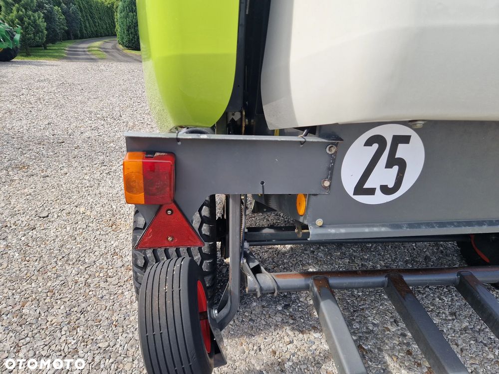 Claas VARIANT 360 - 24