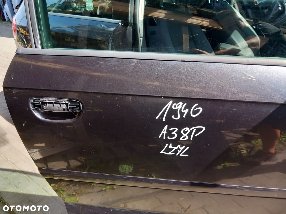AUDI A3 8P DRZWI PRAWE PRZEDNIE PRAWY PRZÓD 3 DRZWI KOLOR: LZ7L - 2