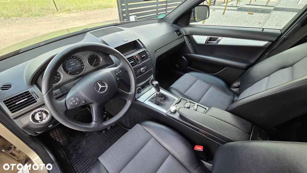 Mercedes-Benz Klasa C - 35