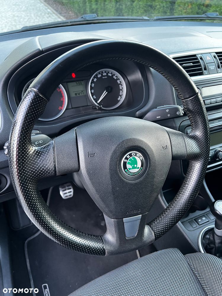 Skoda Fabia - 25