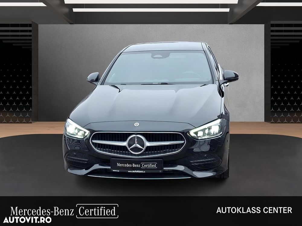 Mercedes-Benz C - 9