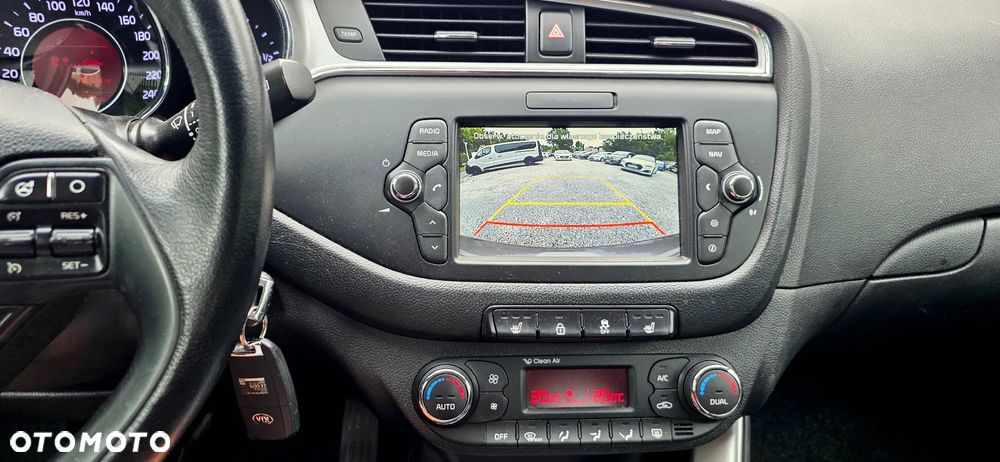 Kia Ceed 1.4 CVVT Vision - 22