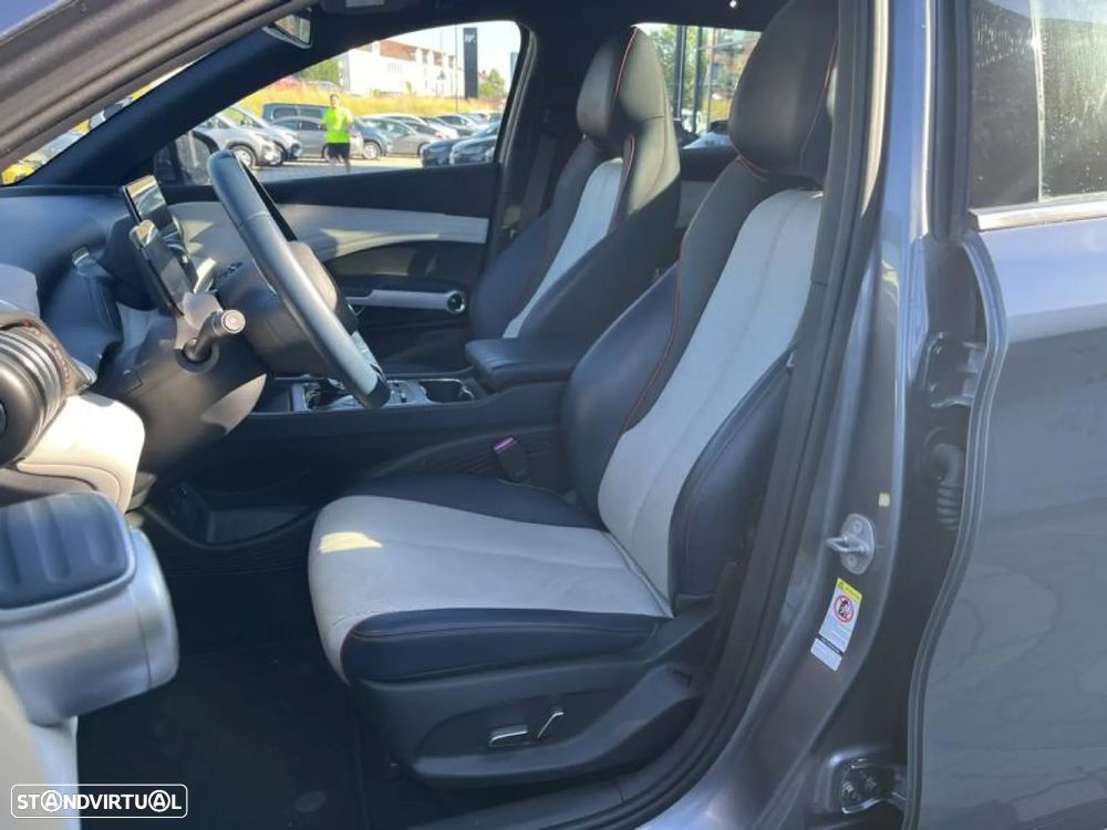 BYD Atto 3 Comfort - 4