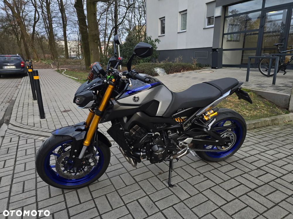 Yamaha MT - 2