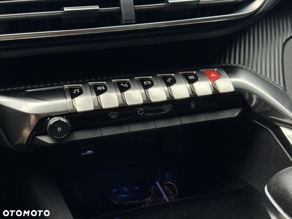 Peugeot 3008 1.2 PureTech Active - 26