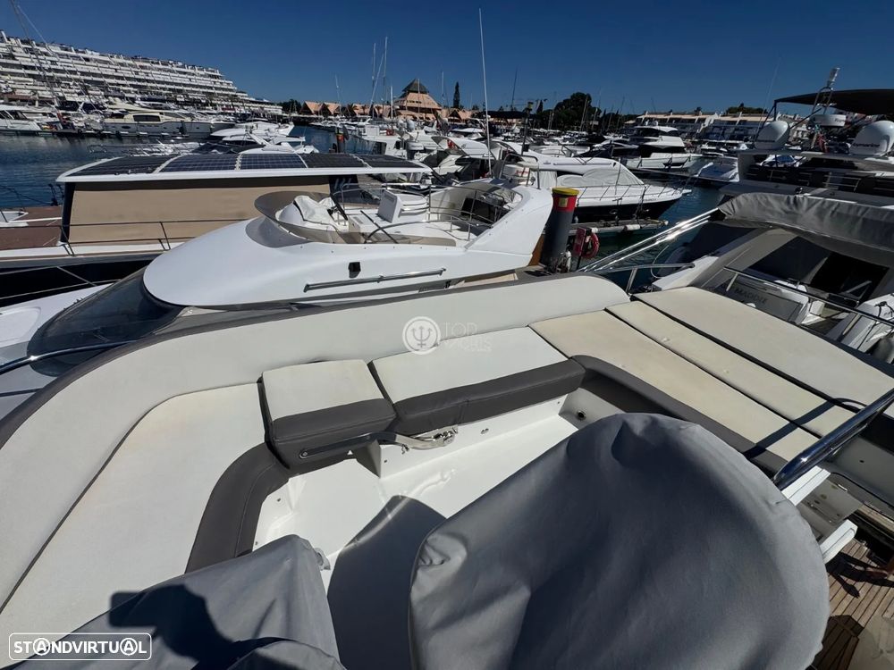 Galeon 380 FLY - 21