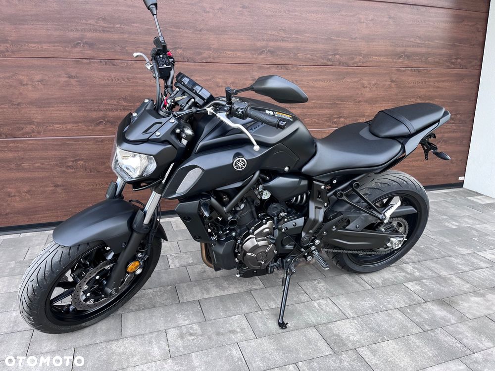 Yamaha MT - 3