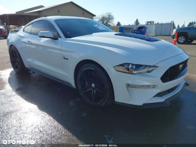 Ford Mustang - 1