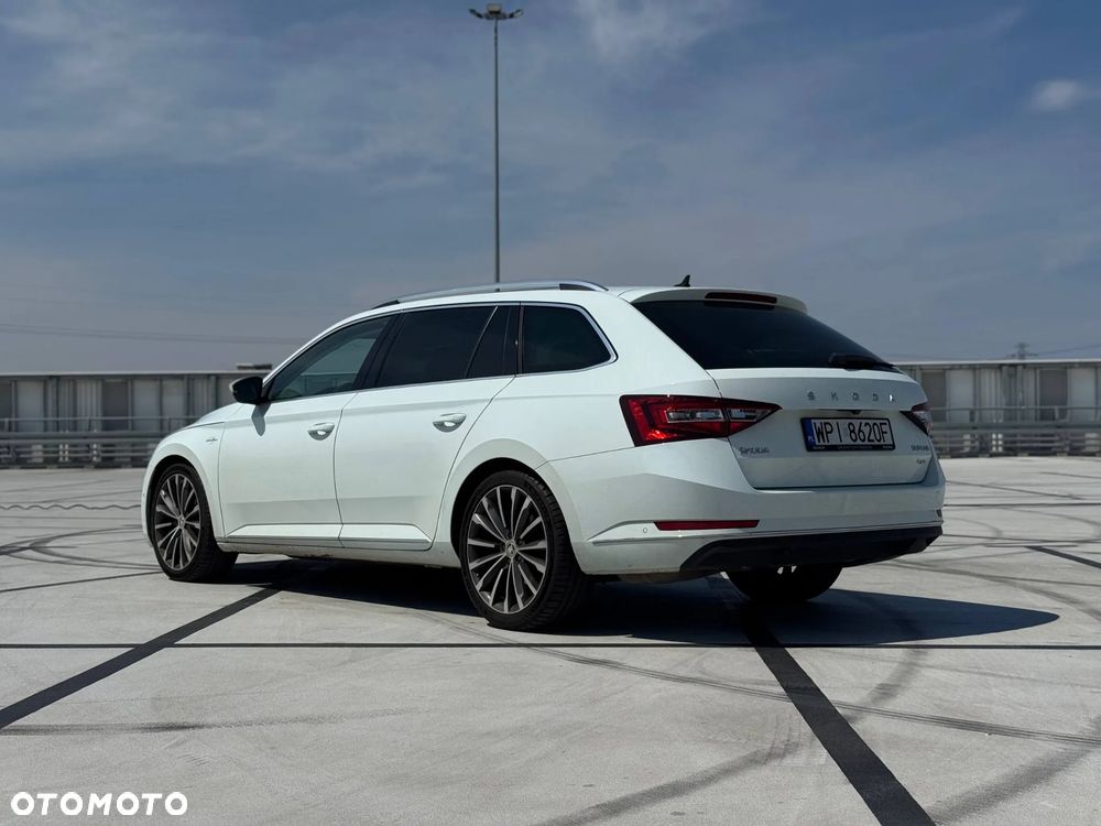 Skoda Superb 2018 photo 3
