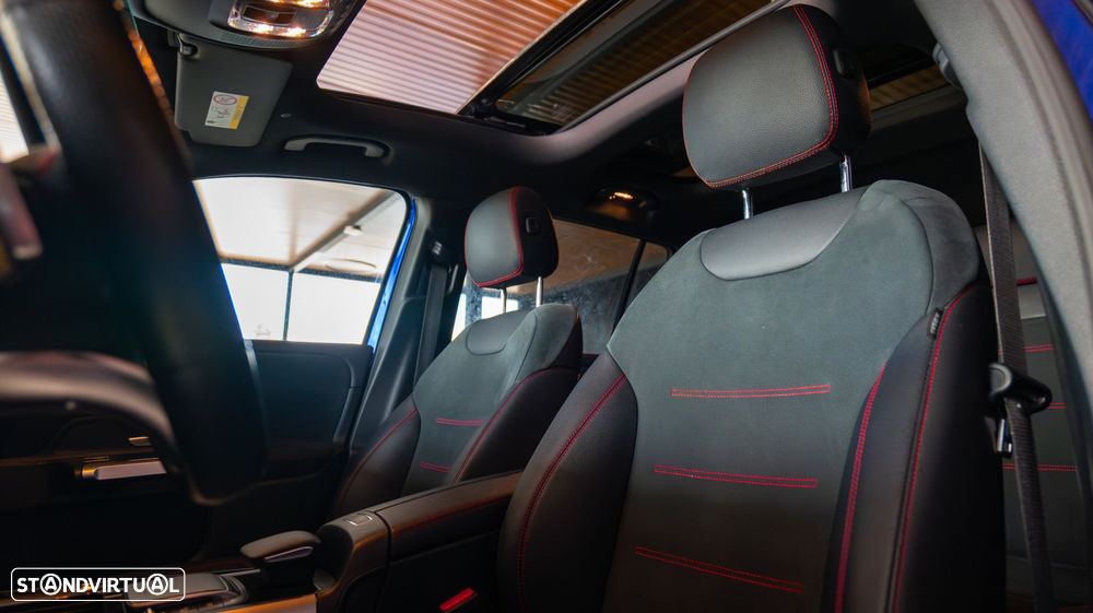 Mercedes-Benz GLB 200 d AMG Line - 28