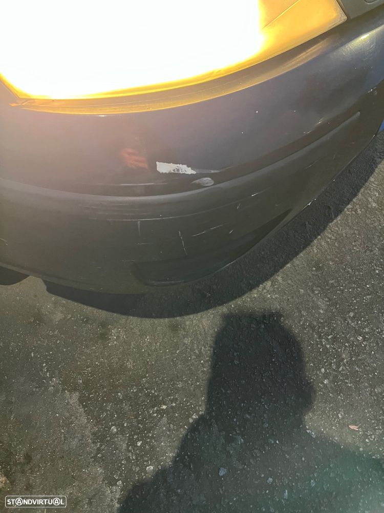 Ford Focus 1.4 Comfort - 6