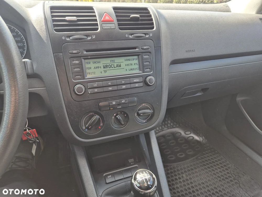 Volkswagen Golf 1.4 Comfortline - 25