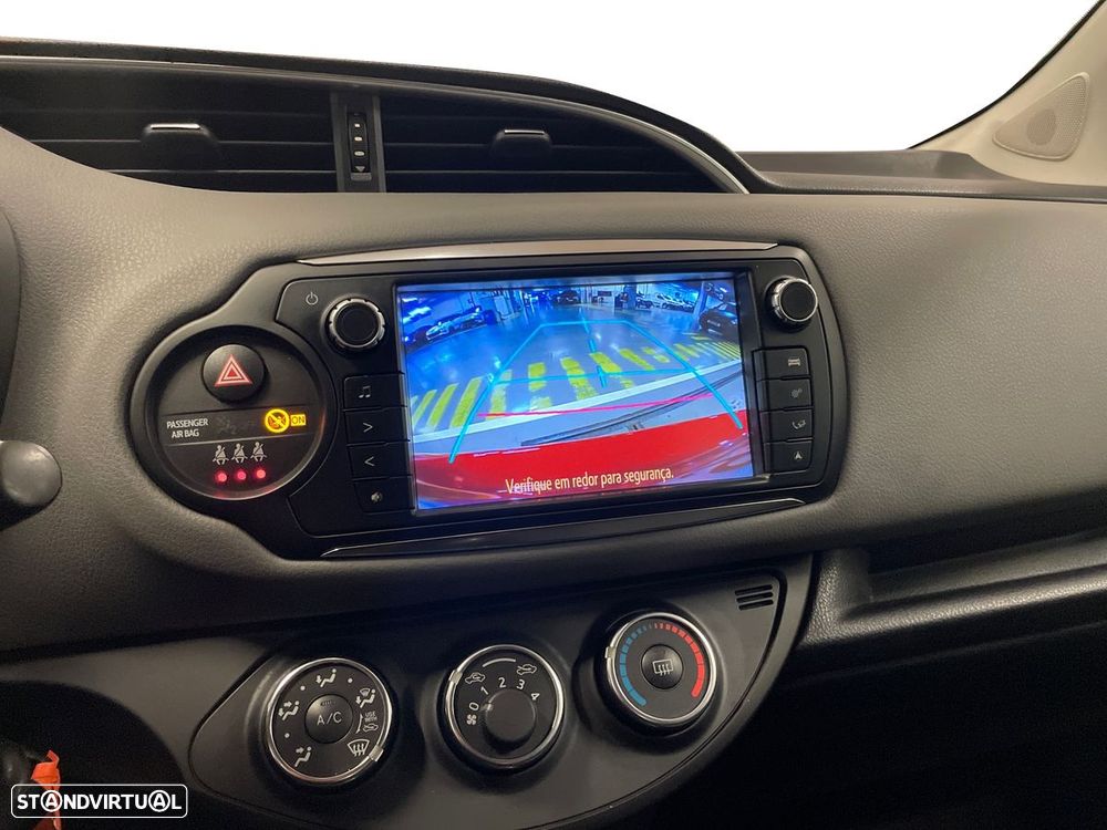 Toyota Yaris 1.0 VVT-i Comfort+P.Style - 18