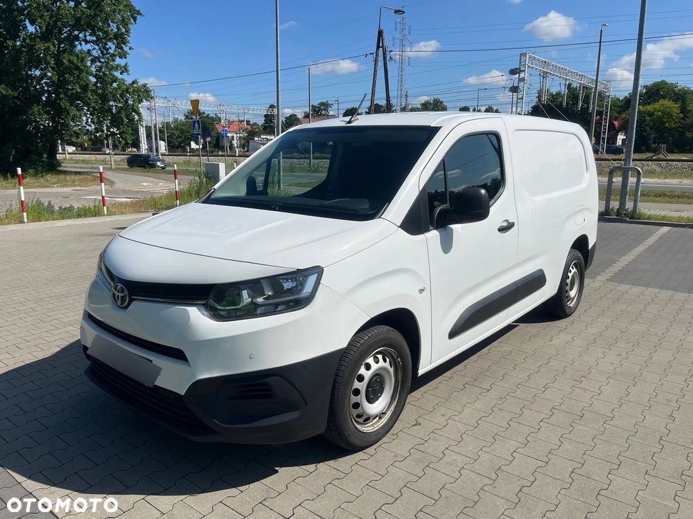 Toyota Pro Ace City Long Active - 1