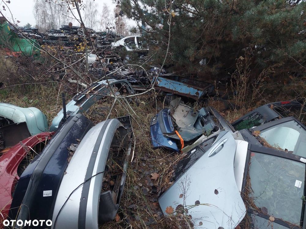 KOMPLETNY TYŁ KLAPA BAGAŻNIKA ZDERZAK LAMPY RENAULT SCENIC I RX4 NV903 - 11