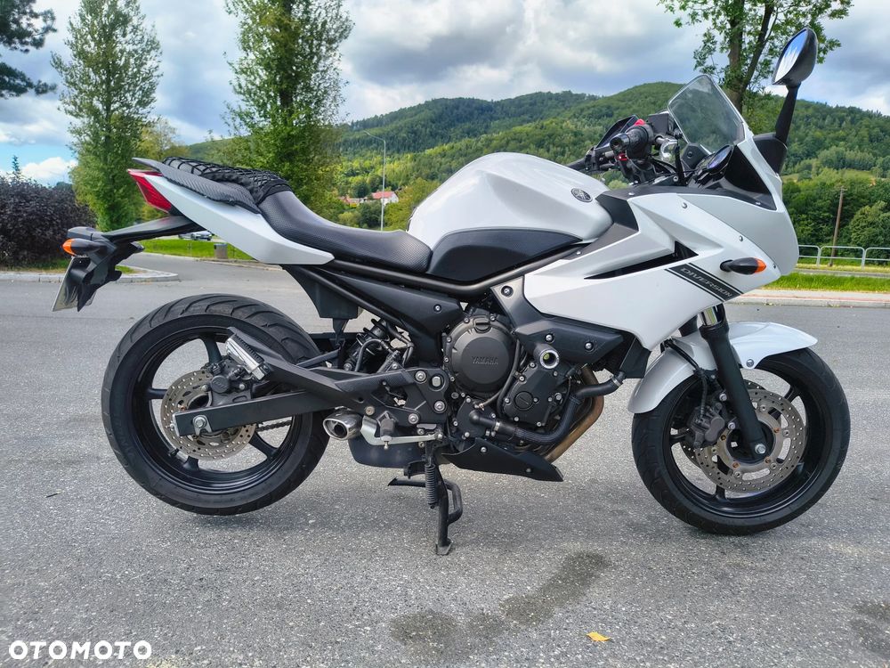 Yamaha XJ - 2
