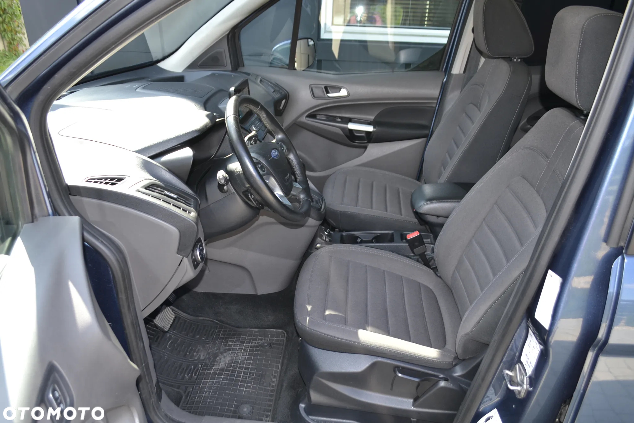 Ford Tourneo Connect 1.5 TDCi Trend PowerShift - 18