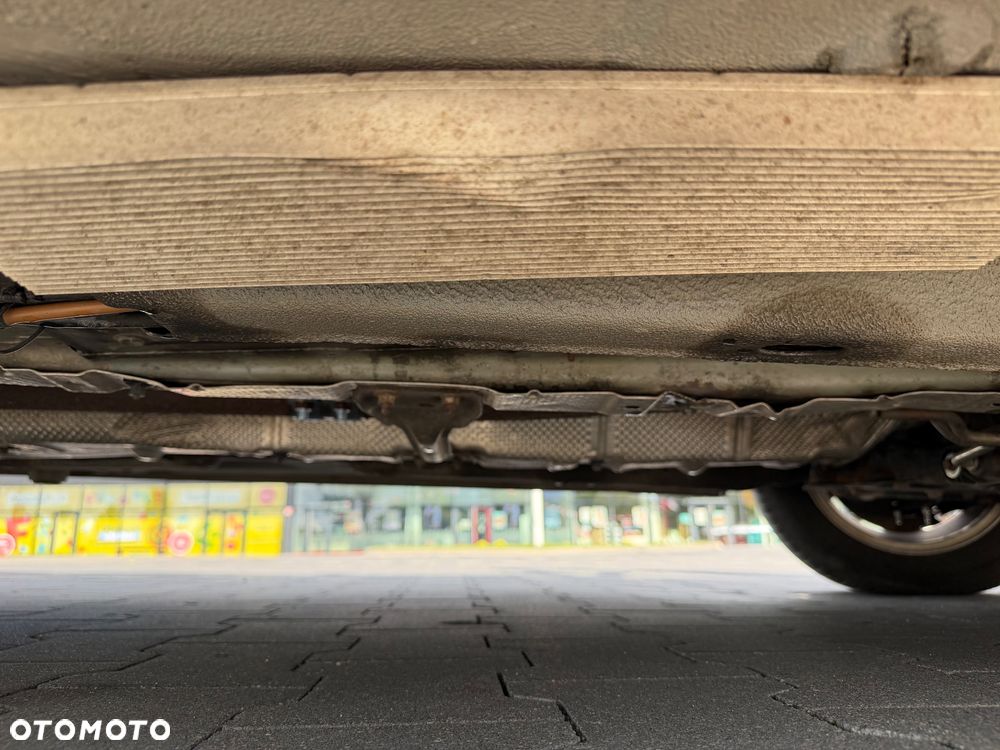 Volkswagen Caddy Life - 29