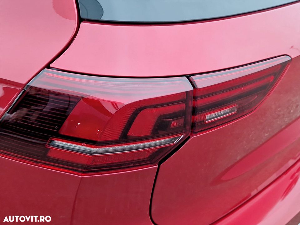 Volkswagen Golf 1.5 eTSI DSG MHEV Advanced - 10