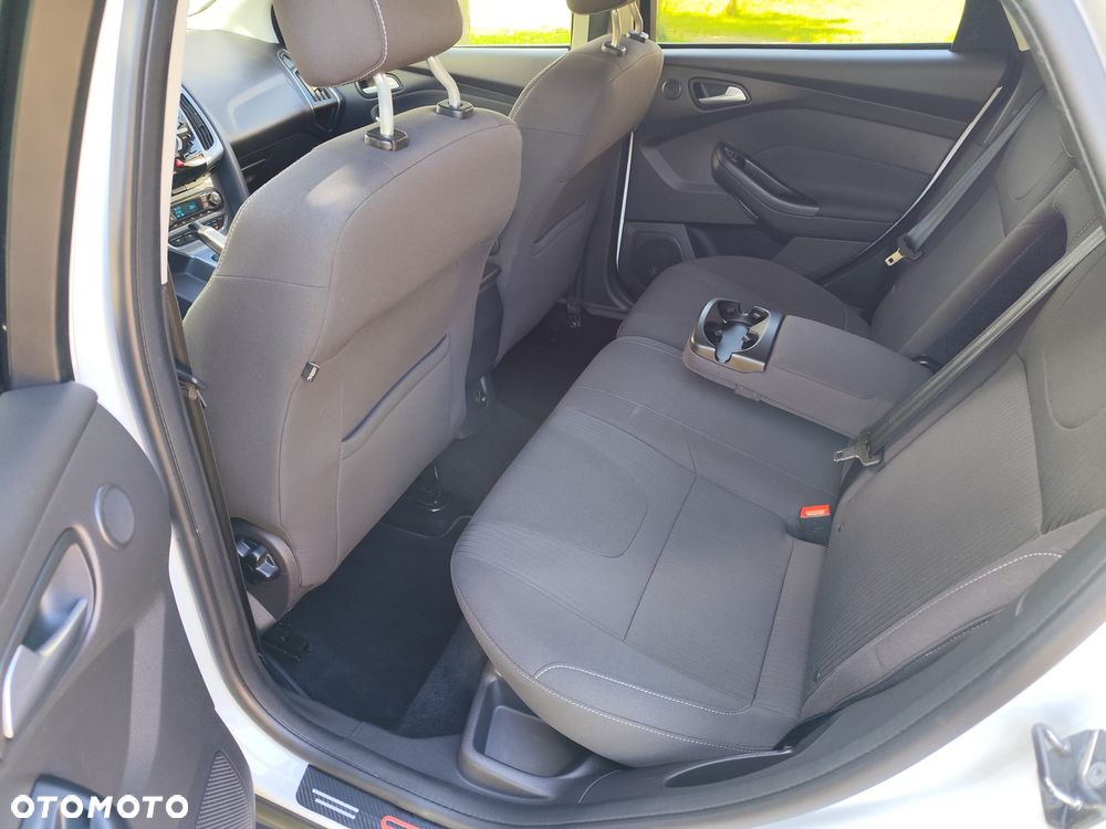 Ford Focus - 14