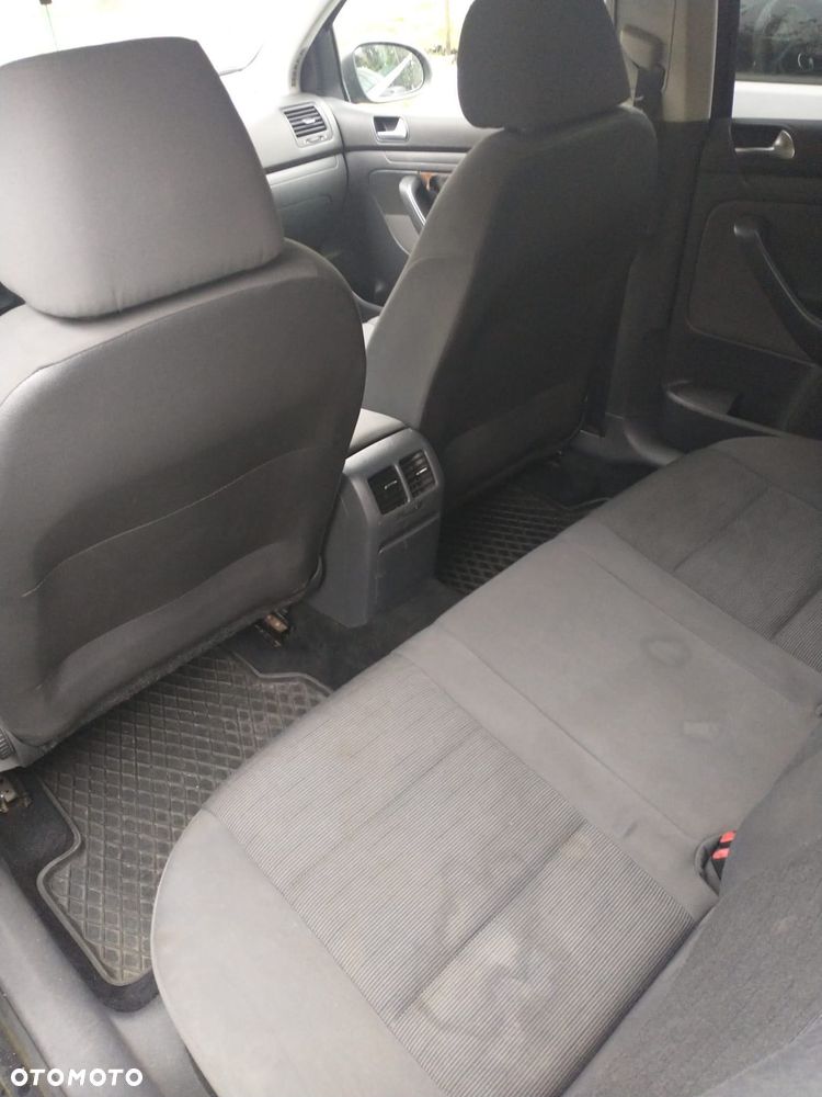 Volkswagen Golf - 3