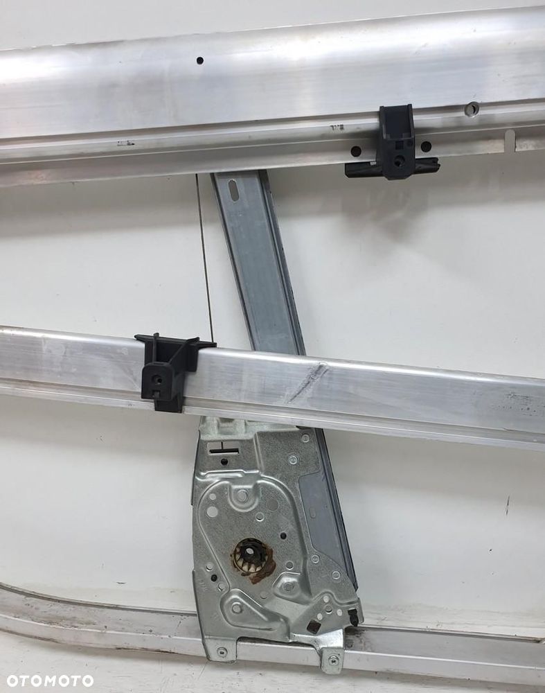 RAMA STELAŻ DRZWI LEWY SMART FORTWO 450 - 4