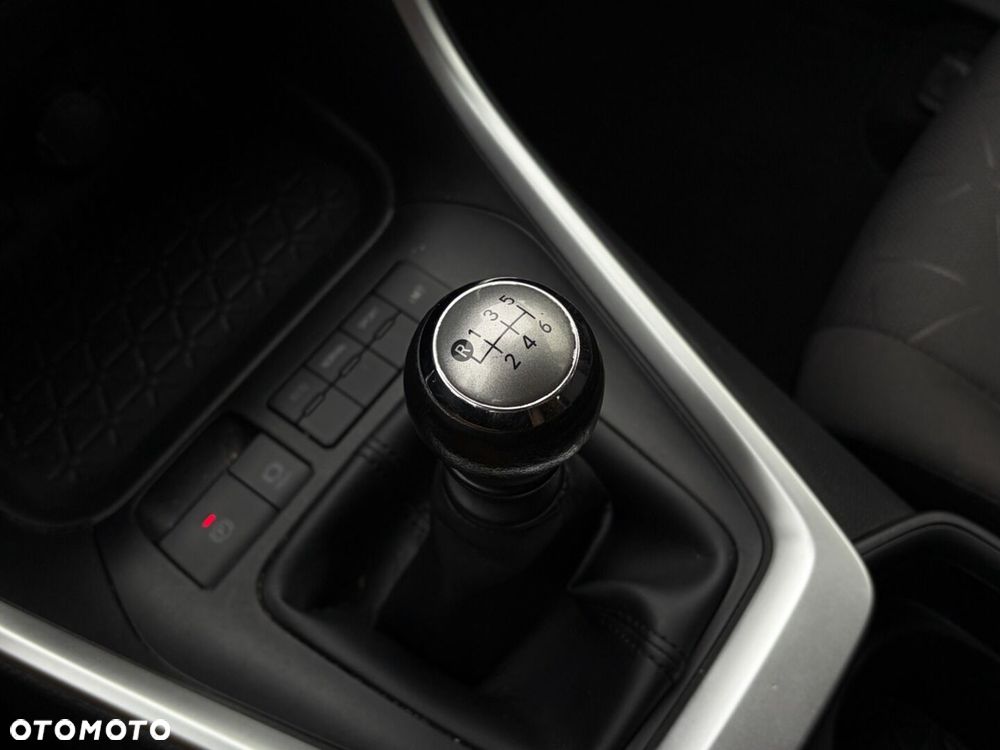 Toyota RAV4 2.0 Comfort 4x2 - 19