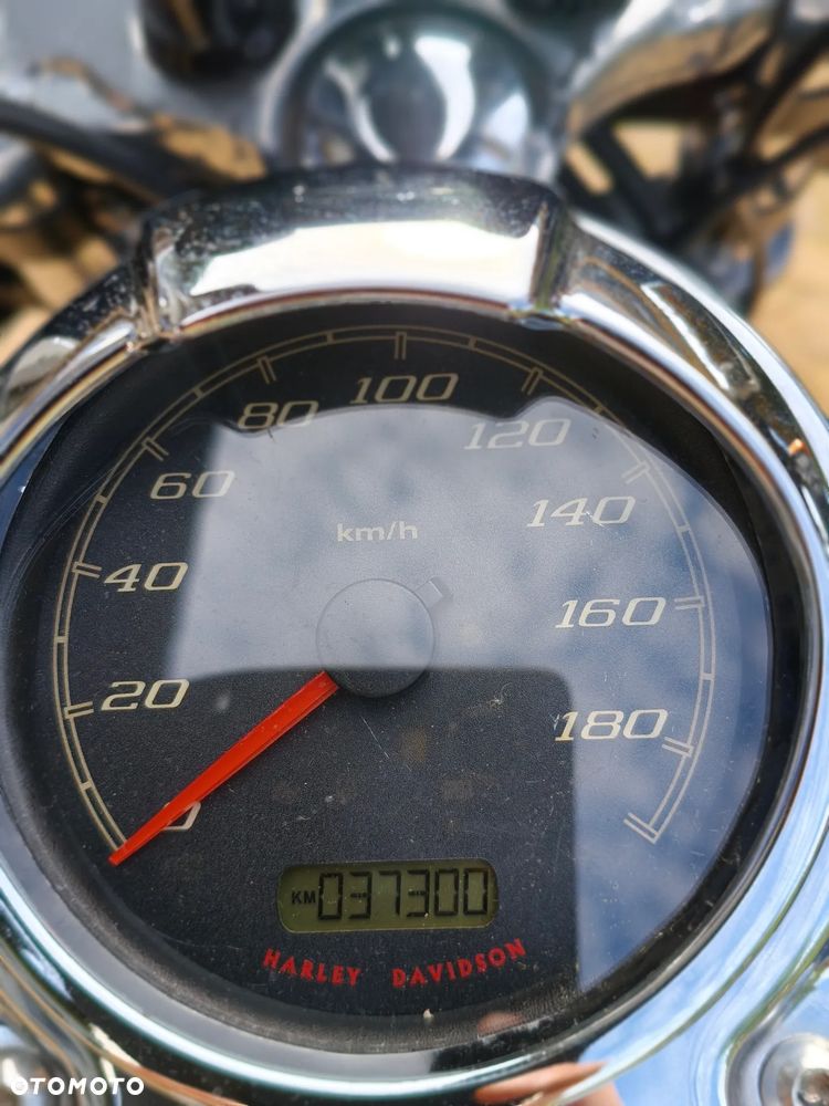 Harley-Davidson Dyna Fat Bob - 6
