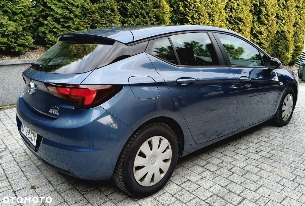 Opel Astra - 2