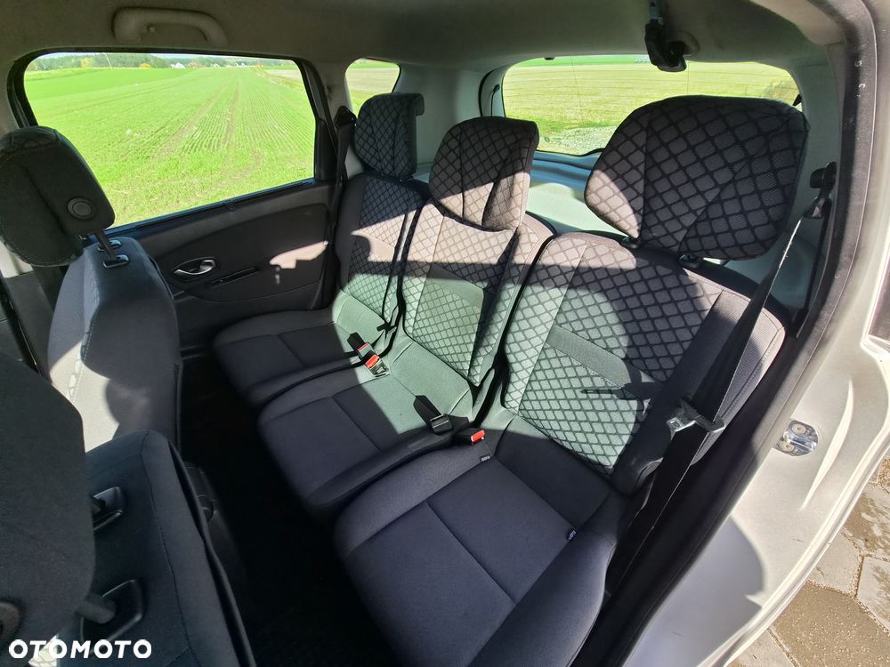 Renault Scenic 1.5 dCi Tech Run - 9