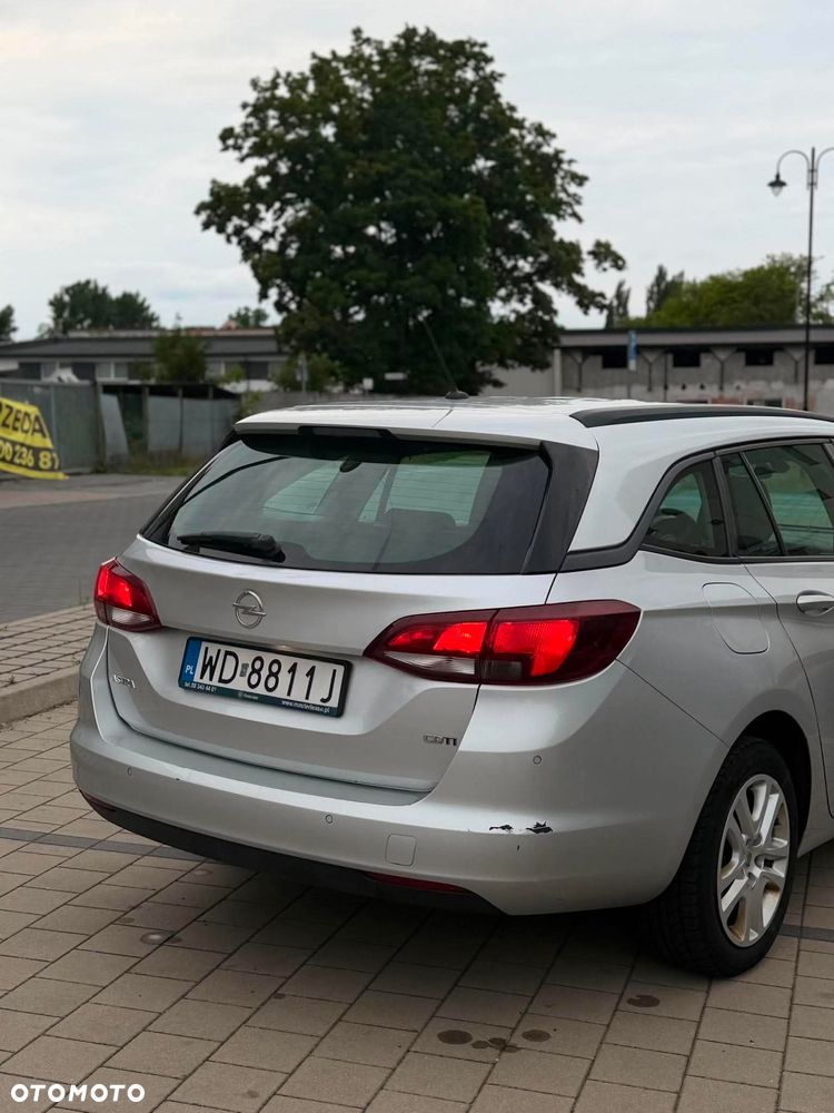Opel Astra 1.6 CDTI Essentia S&S - 2