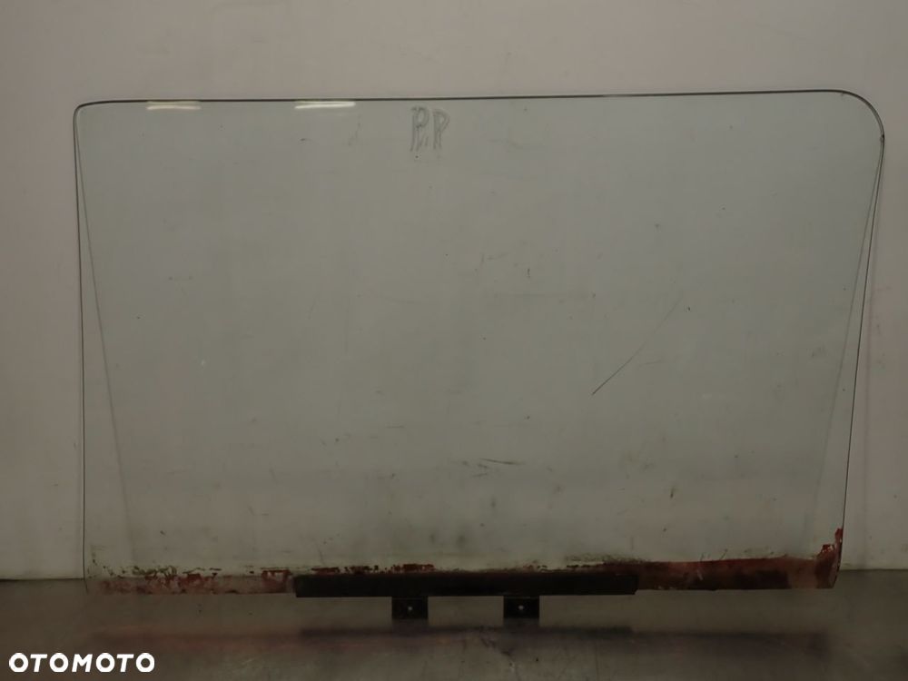 SZYBA BOCZNA PRAWA PRZEDNIA DRZWI VOLKSWAGEN T3 - 3