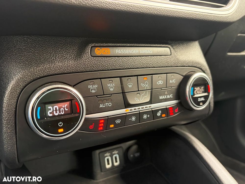 Ford Focus 1.0 EcoBoost Titanium Business - 21