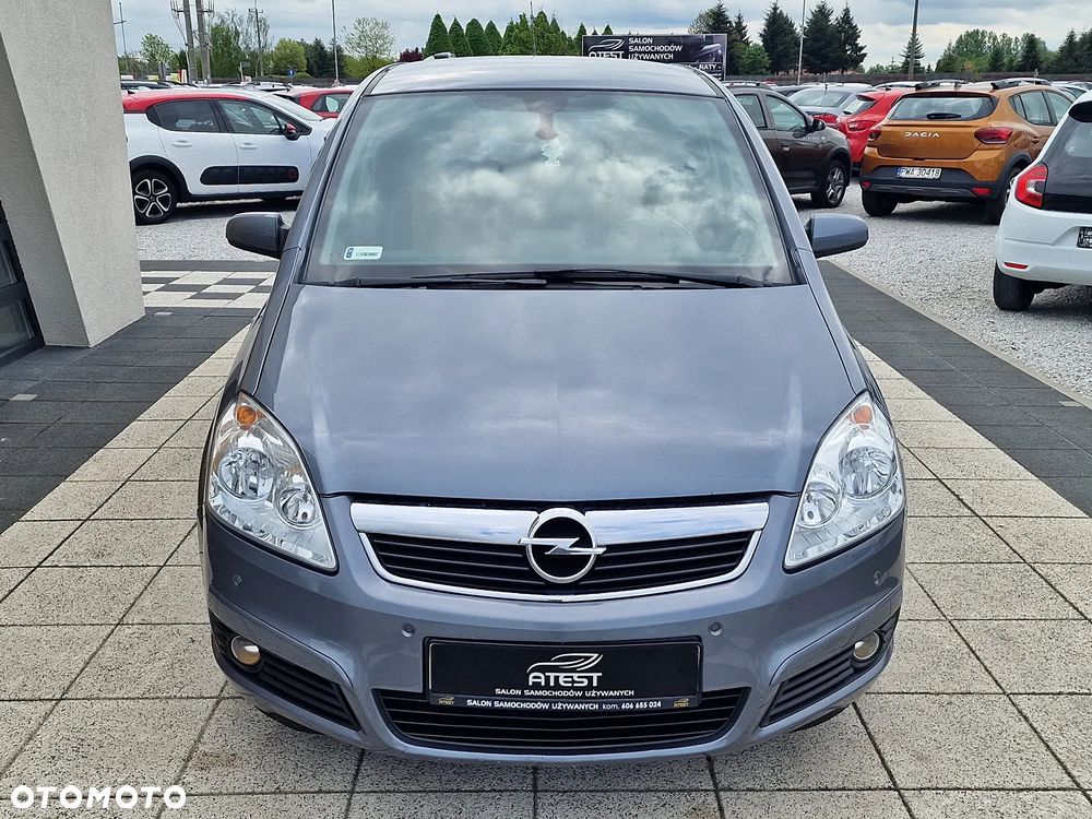 Opel Zafira 2.2 - 6