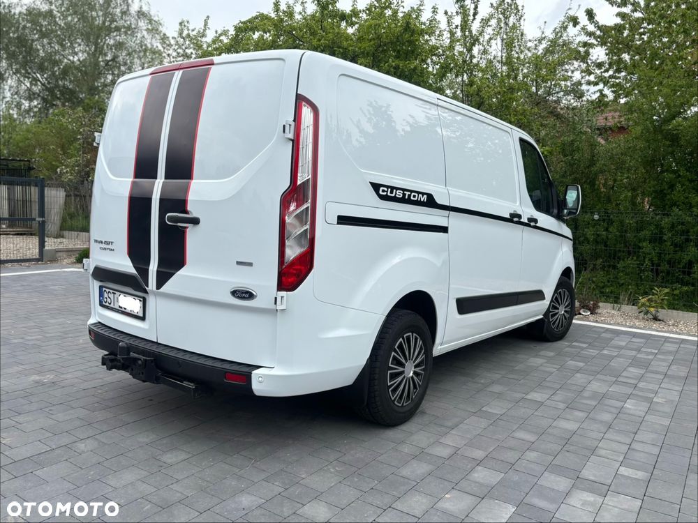 Ford Transit Custom - 10