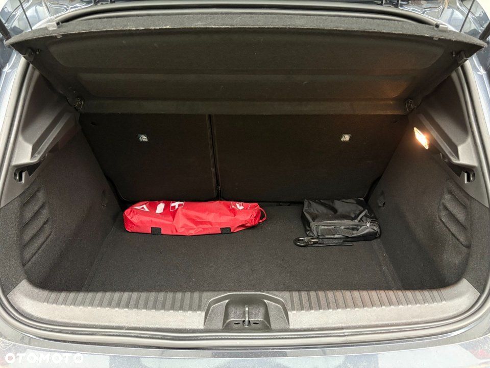 Renault Clio - 8