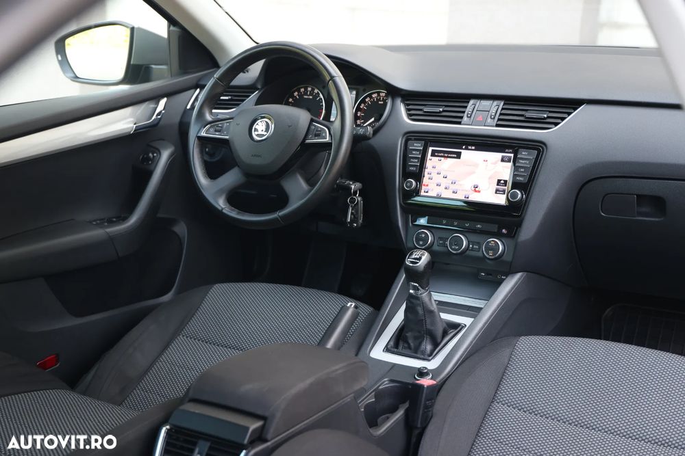 Skoda Octavia 1.6 TDI Active - 17