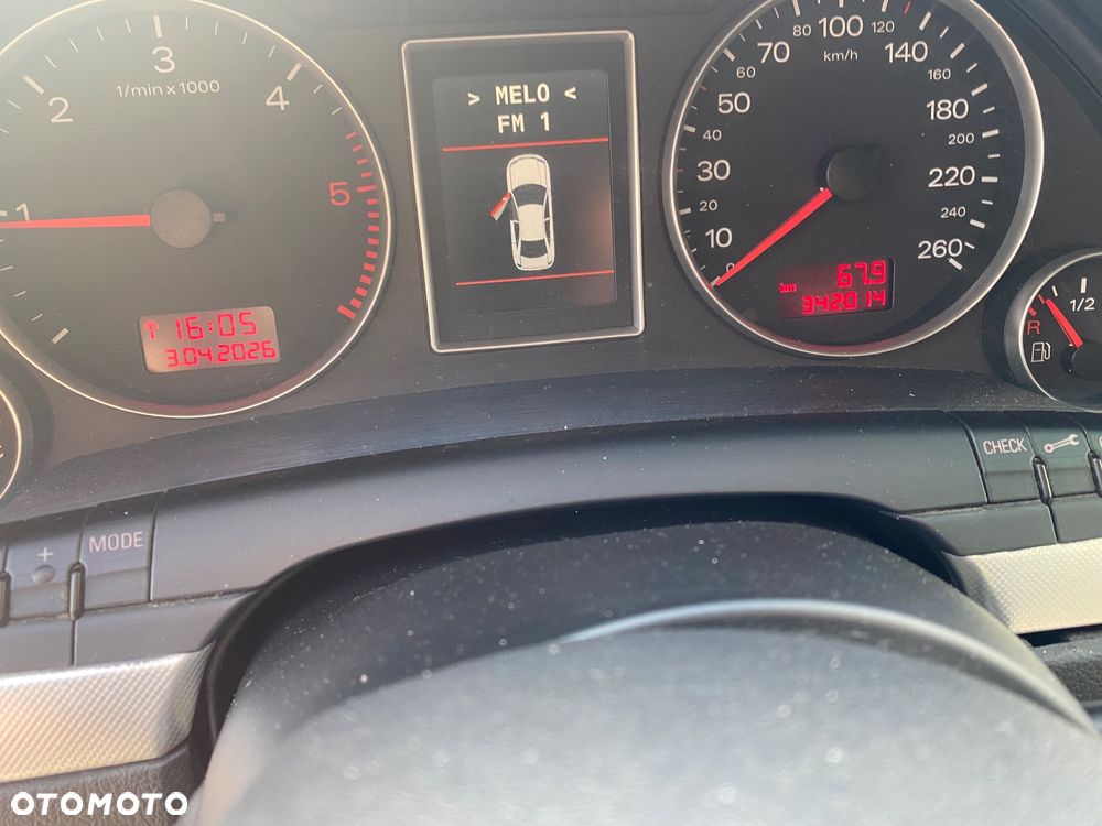 Audi A4 Avant 2.0 TDI - 16