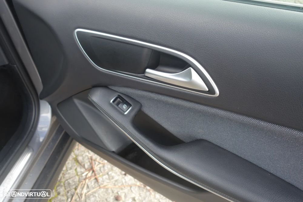 Mercedes-Benz GLA 180 (CDI) d - 20