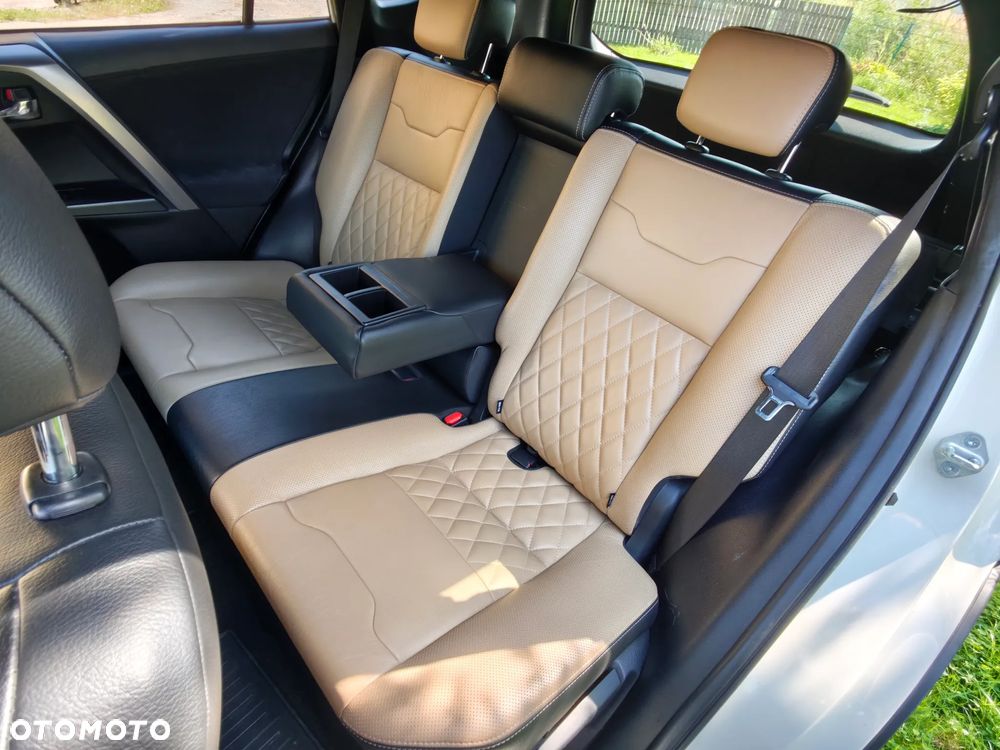 Toyota RAV4 Hybrid Prestige 4x2 - 9