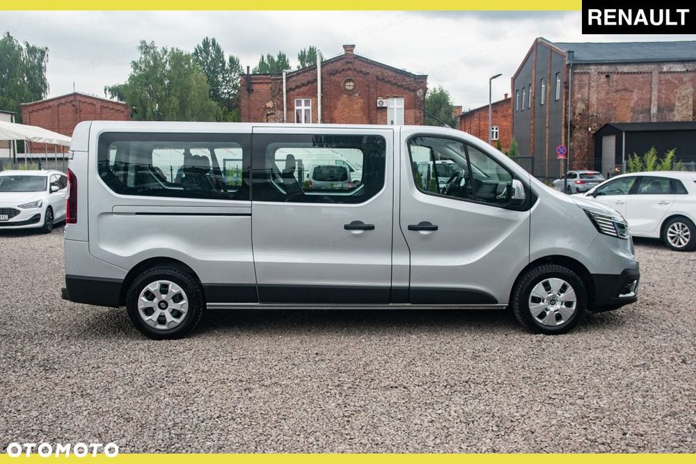 Renault Trafic - 12