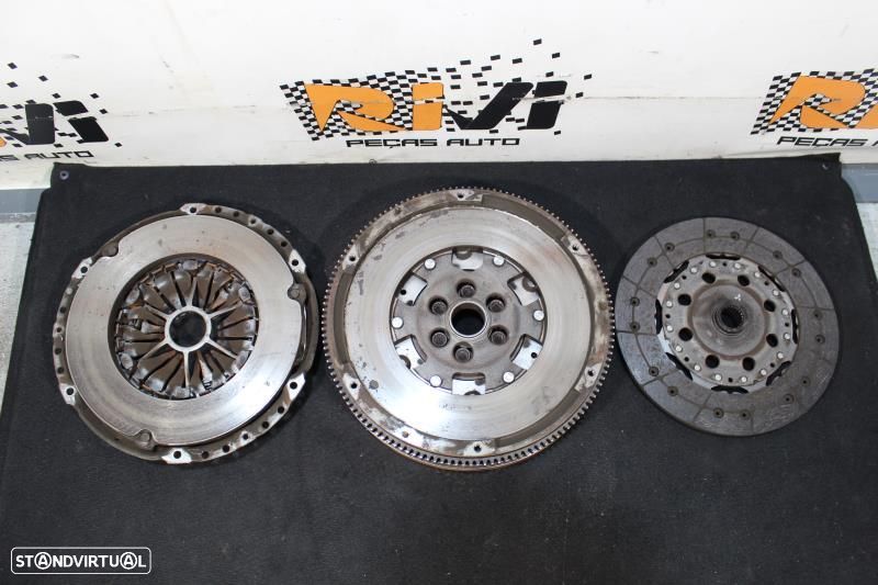 Kit Embraiagem Mitsubishi Lancer Viii (Cy_A, Cz_A)  2300A005 / 1120A19 - 2