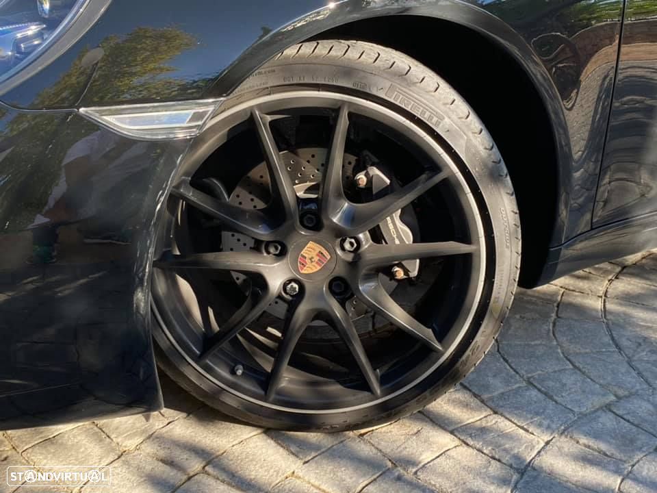 Porsche 911 Série F - 7