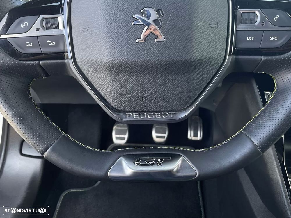 Peugeot 2008 1.2 PureTech GT Line - 35