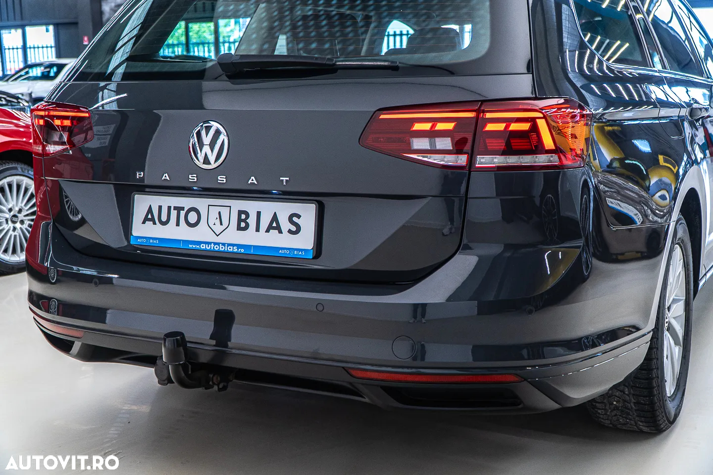 Volkswagen Passat 1.6 TDI DSG Comfortline - 14