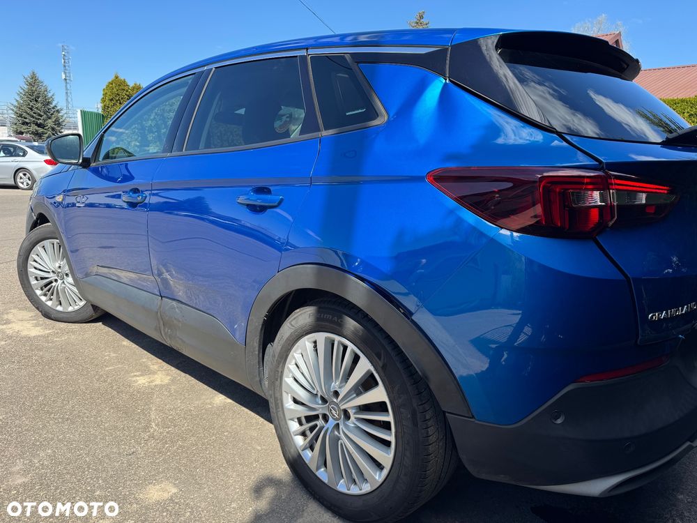 Opel Grandland X 1.2 Start/Stop Business INNOVATION - 4