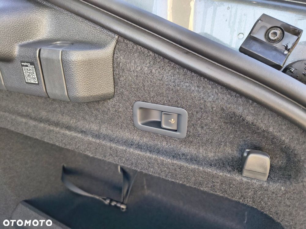 Skoda Superb 2.0 TDI SCR 4x4 L&K DSG - 14