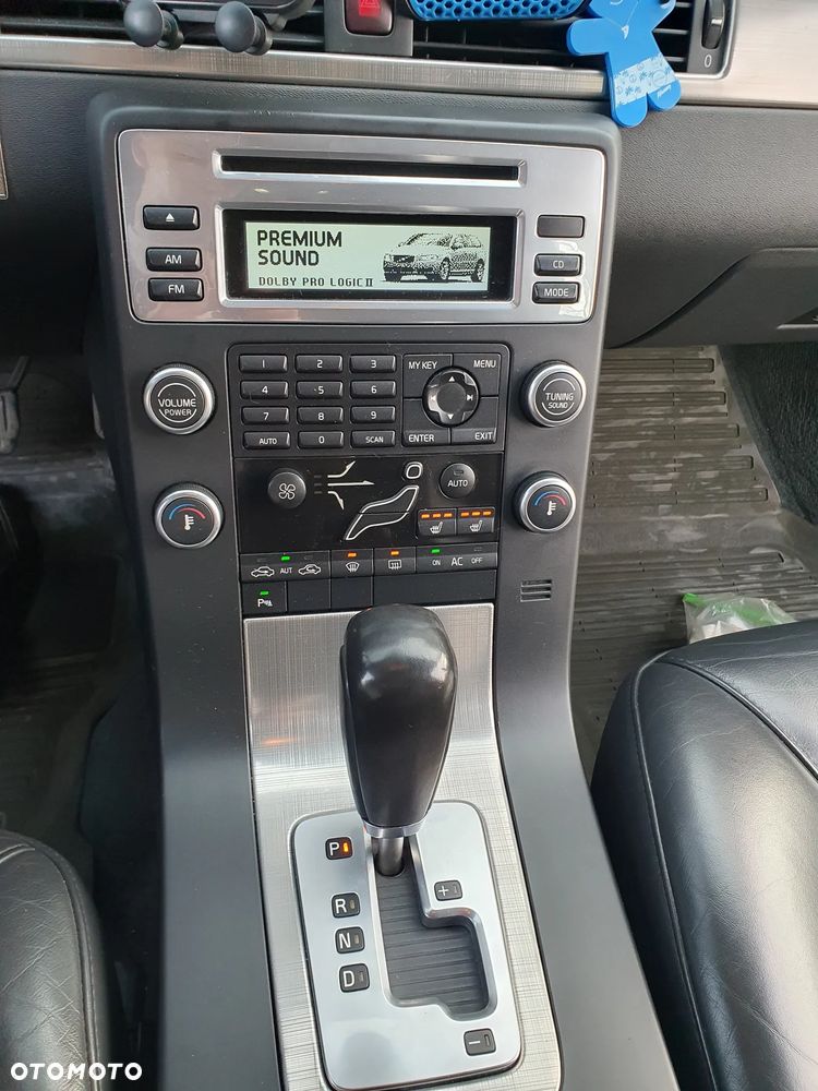 Volvo V70 - 11